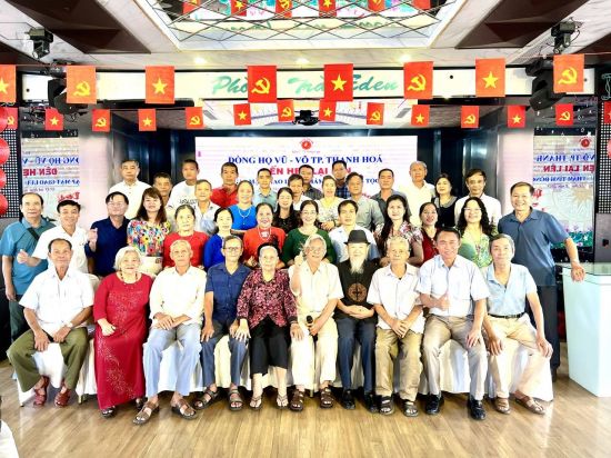 HĐDH Vũ - Võ TP. Thanh Hóa (cũ) giao lưu Thắm tình Đồng tộc
